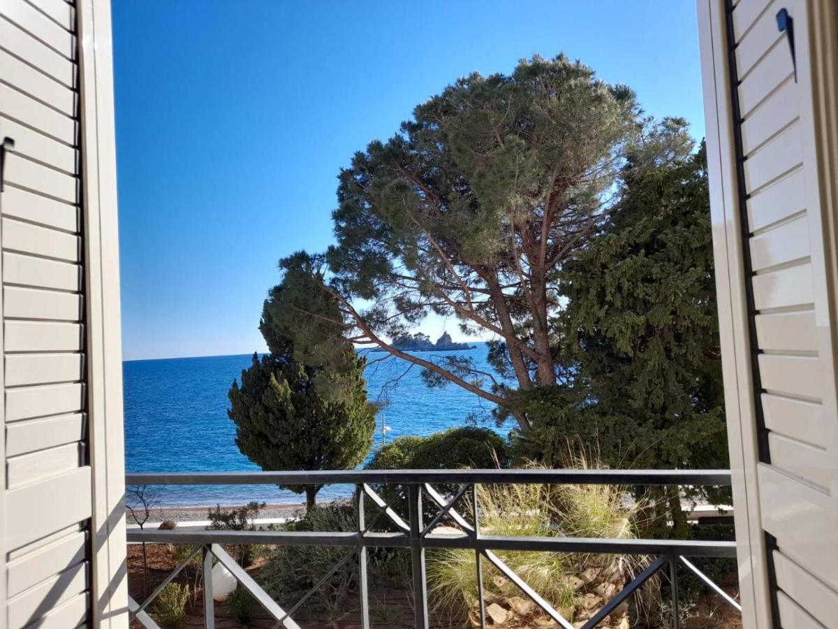 Luxbeachfront Петровац Экстерьер фото
