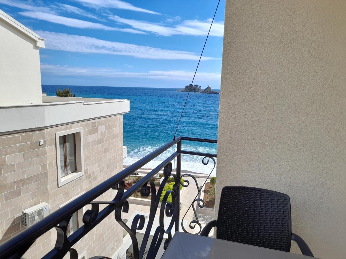 Luxbeachfront Петровац Экстерьер фото