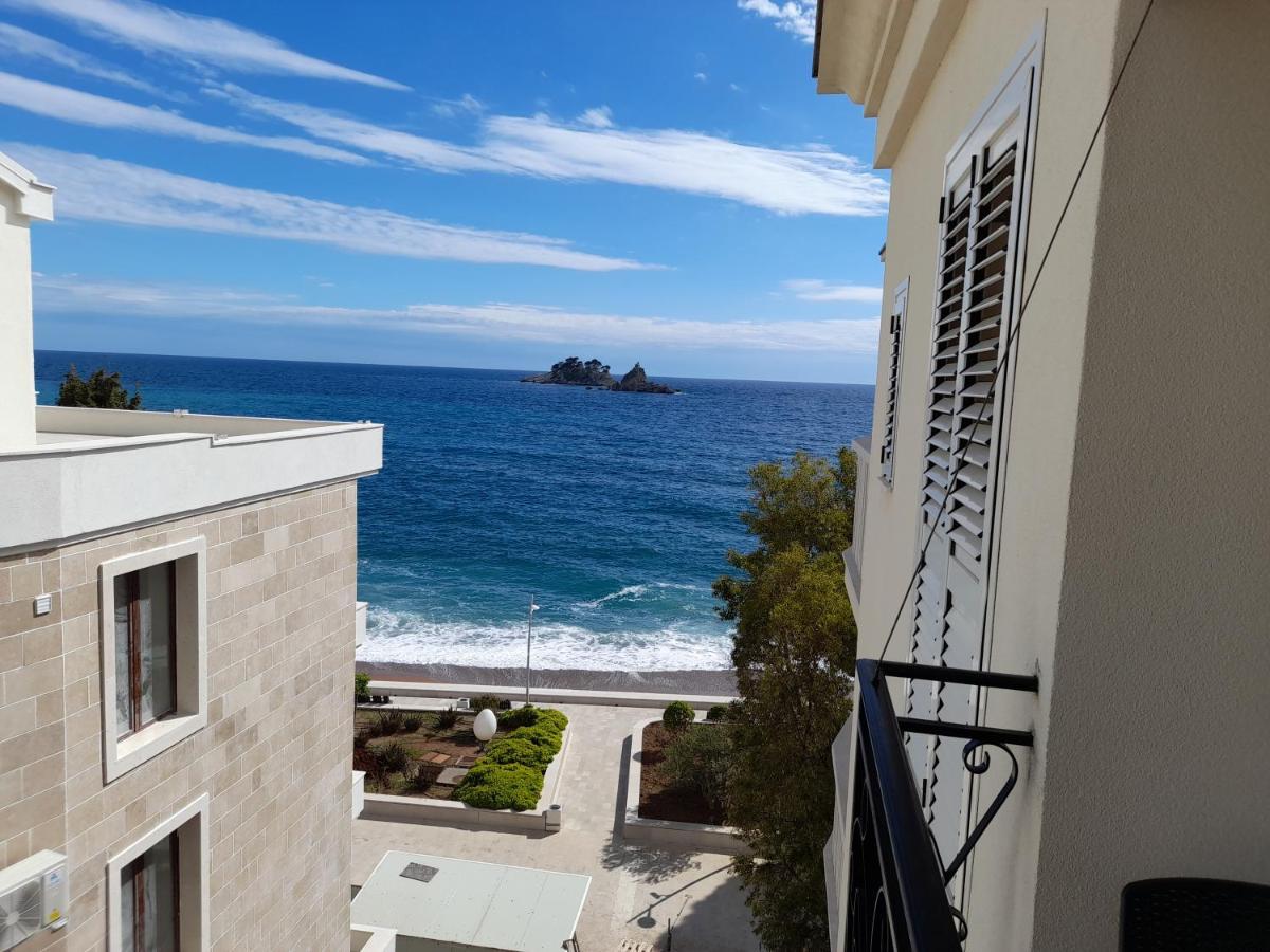 Luxbeachfront Петровац Экстерьер фото