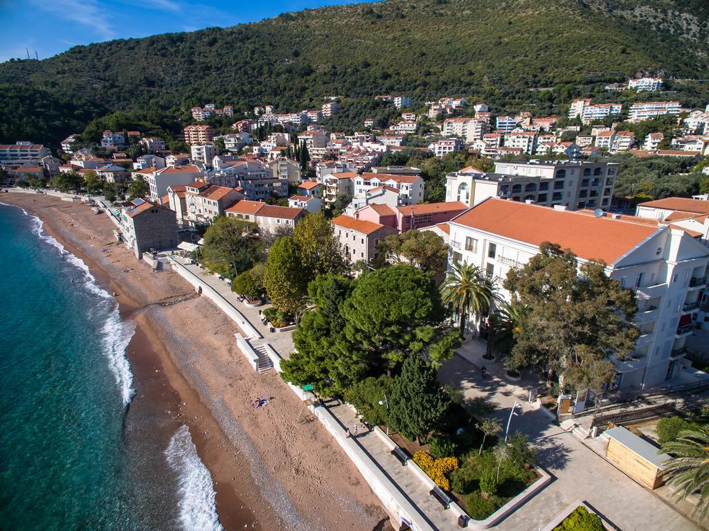 Luxbeachfront Петровац Экстерьер фото